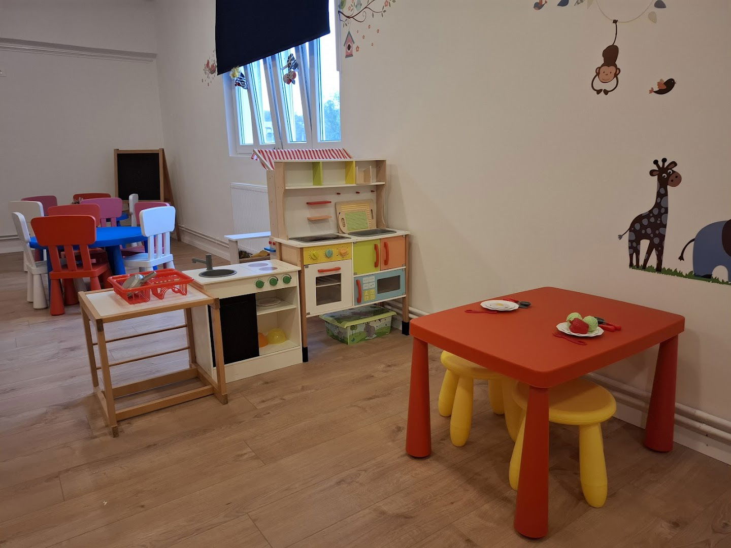 Obrt za čuvanje djece "Sreća"