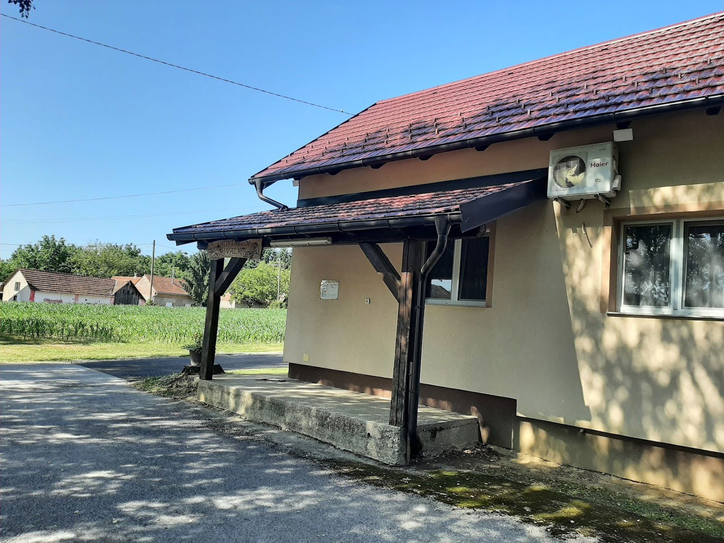 Društveni Dom Rivalno