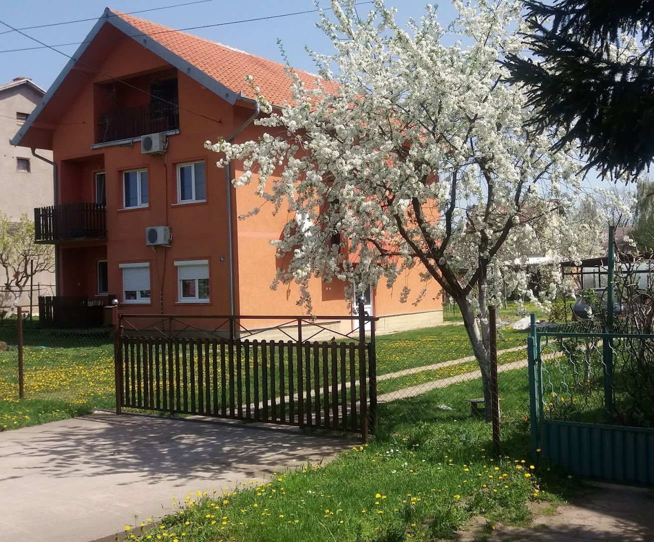 Banatski Brestovac ul. Djure Jaksica br 12 b12