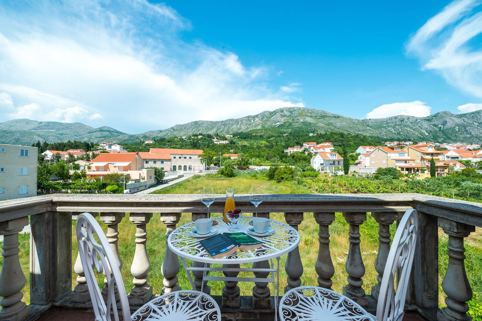 Francesca Guesthouse