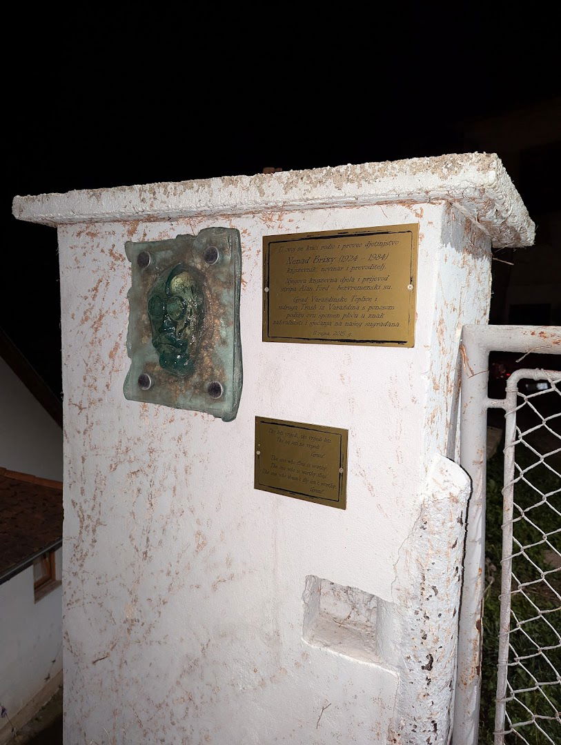 Spomenik prevoditelju stripa "Alan Ford"