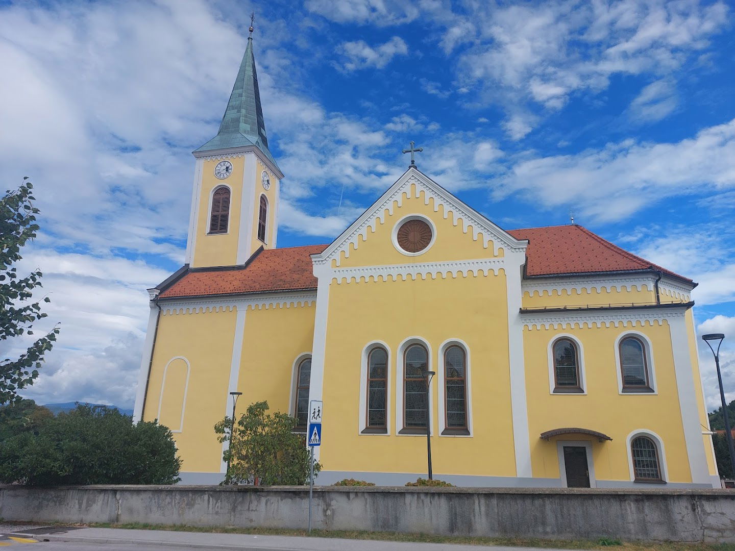 Župnijska cerkev sv. Pankracija Griže