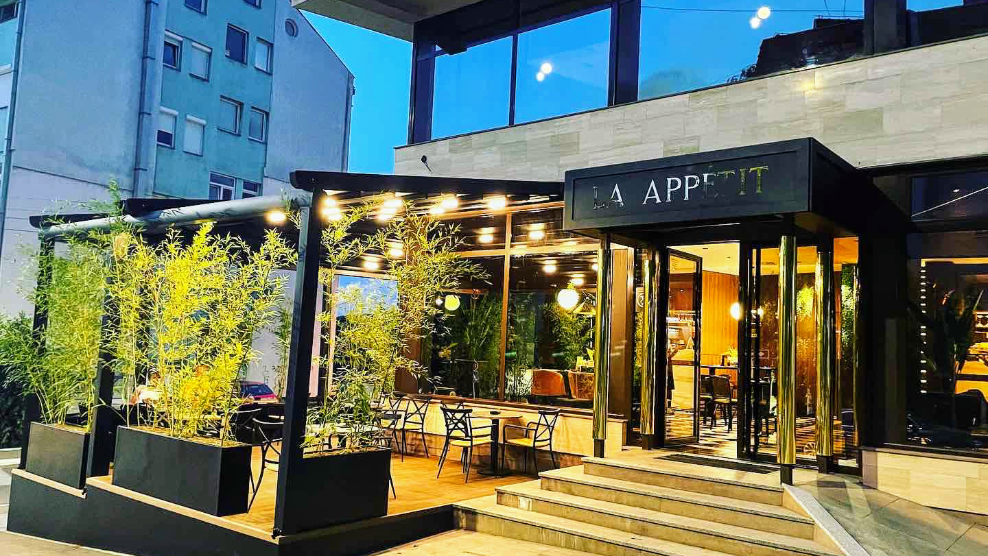 Restoran La Appetit