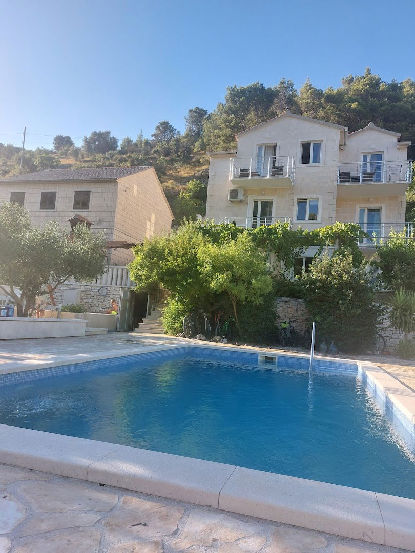 Apartments Kalajžić