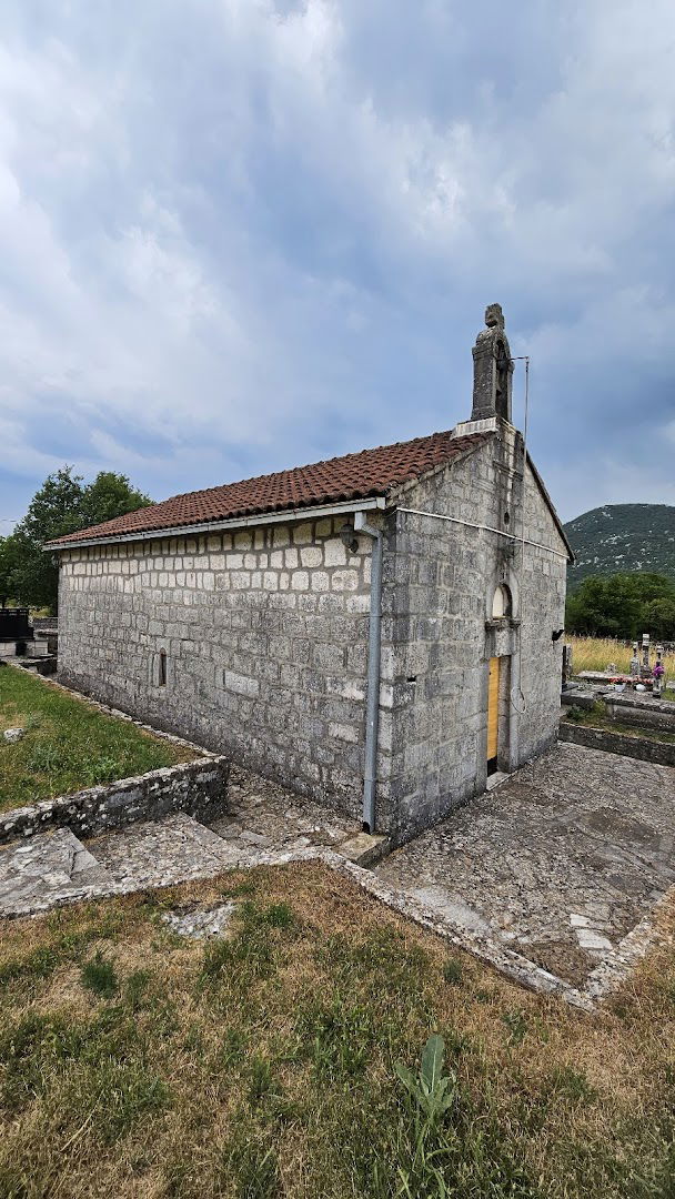 Hram Sv. Arhangela Mihaila