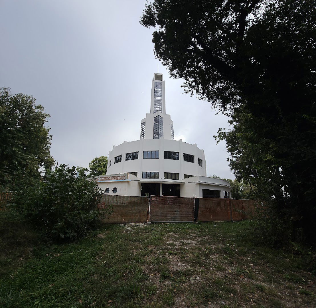 Централна кула на Старом сајмишту