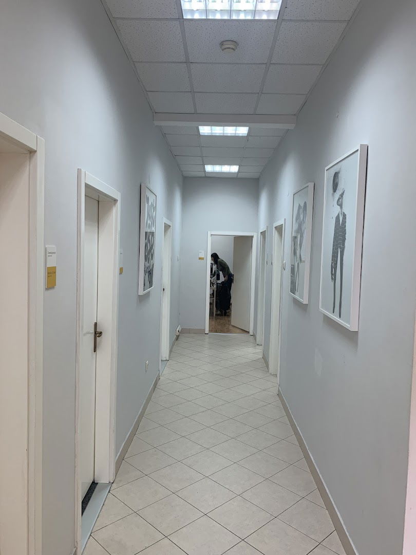 Pioniri Communications