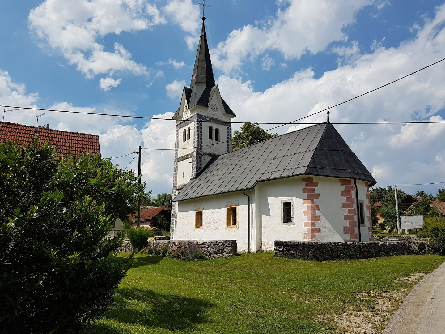 Cerkev sv. Primoža in Felicijana