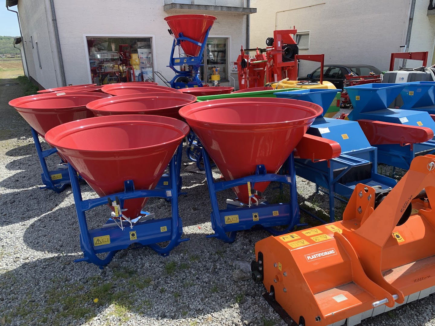 Trgovina Majetić - Sve za poljoprivredu, strojevi, dijelovi,...