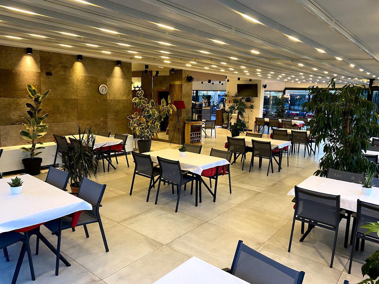 Casa Nostra Restaurant