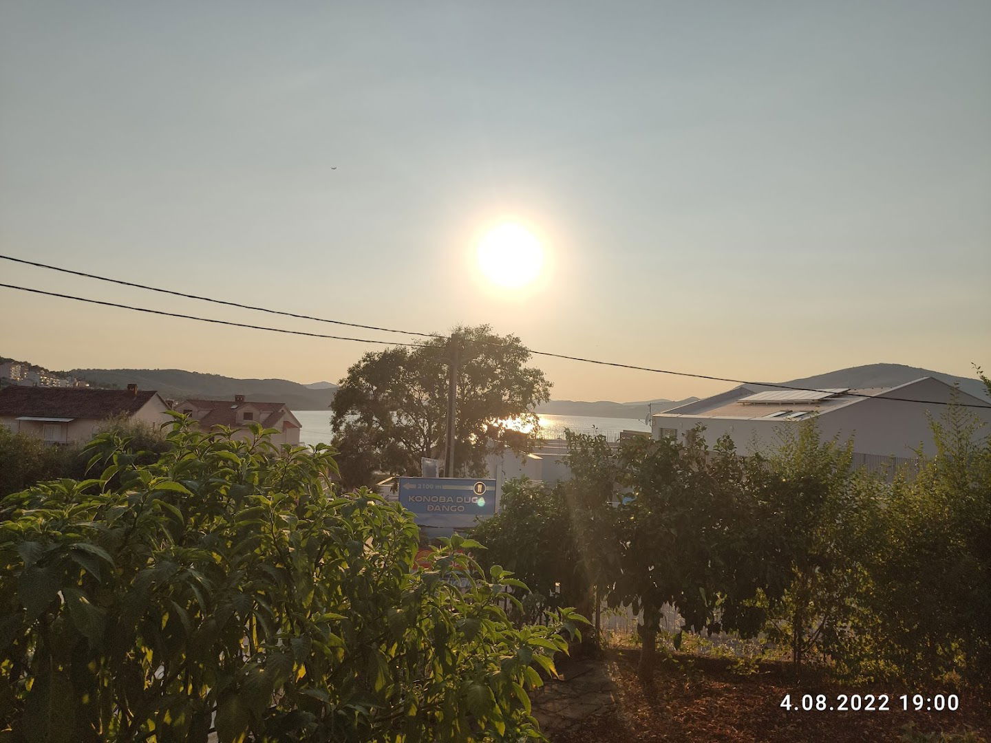 Apartments and Rooms