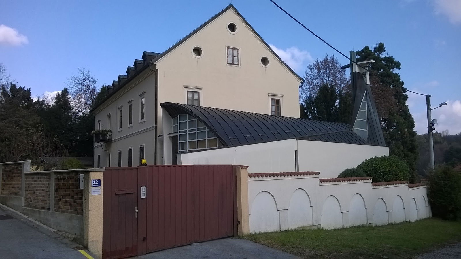 Convent of the Sisters of the Servants of the Little Jesus