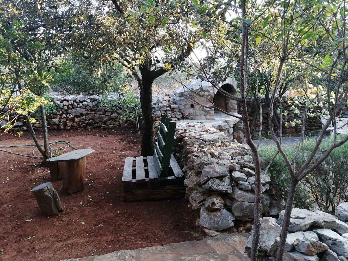 Apartments Basina (Kresimir Pantic)