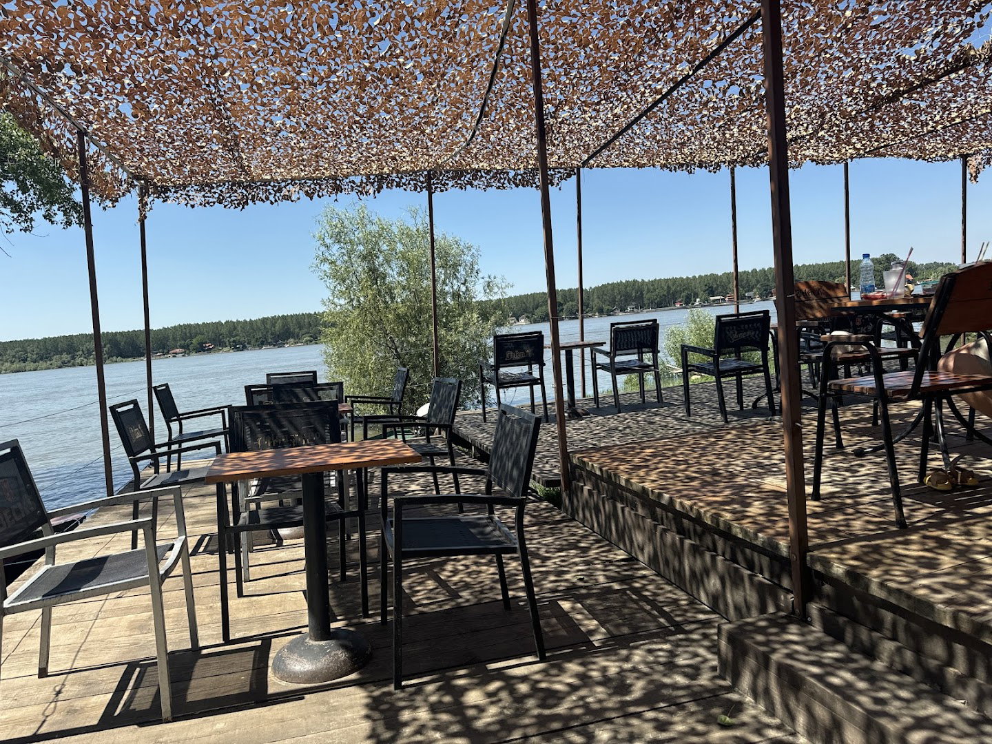 Beach bar "White rock"