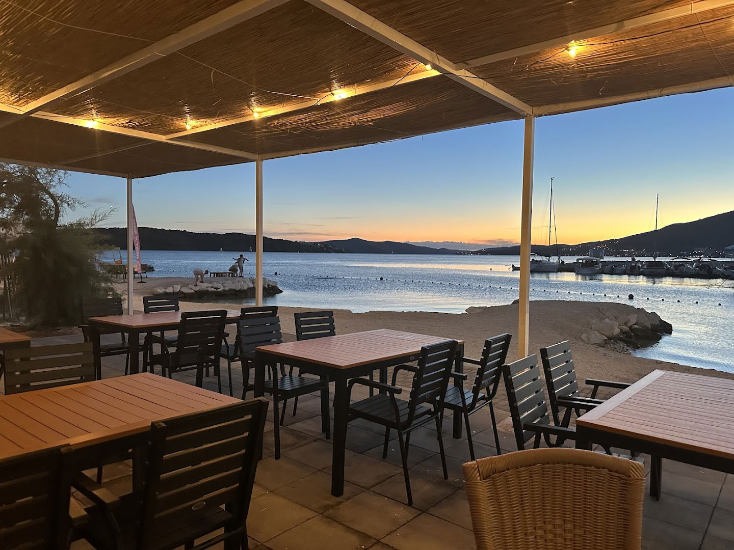 FAST FOOD & PIZZA “CAPO”