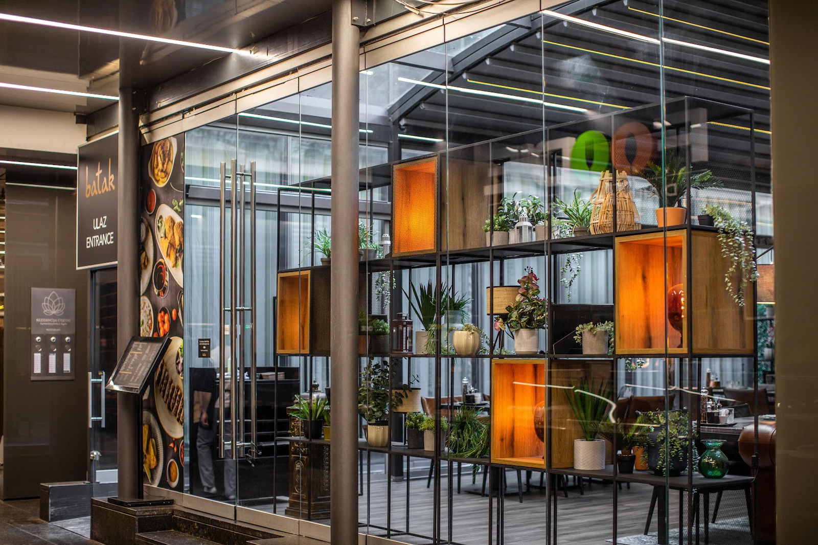 ​Batak Centar Cvjetni