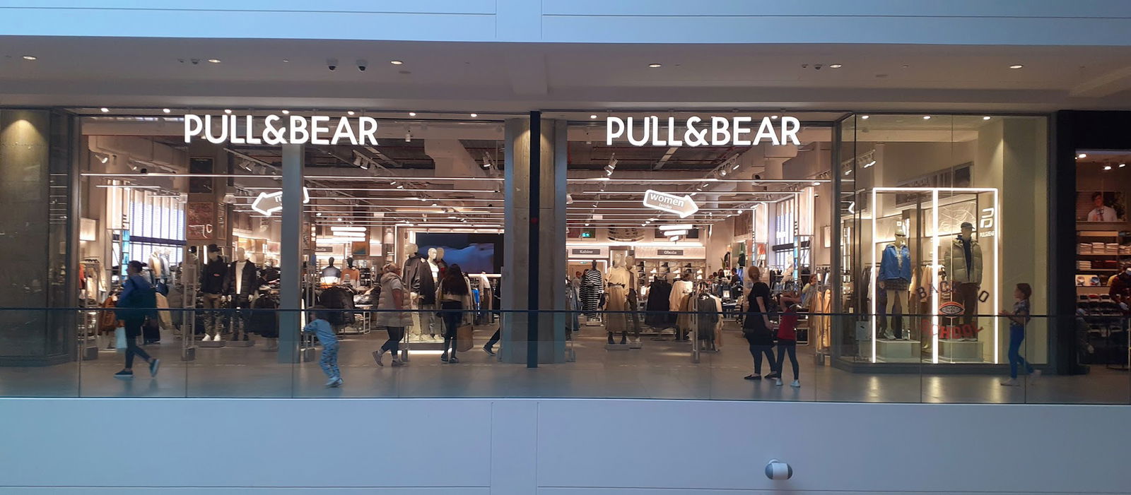 Pull & Bear Galerija