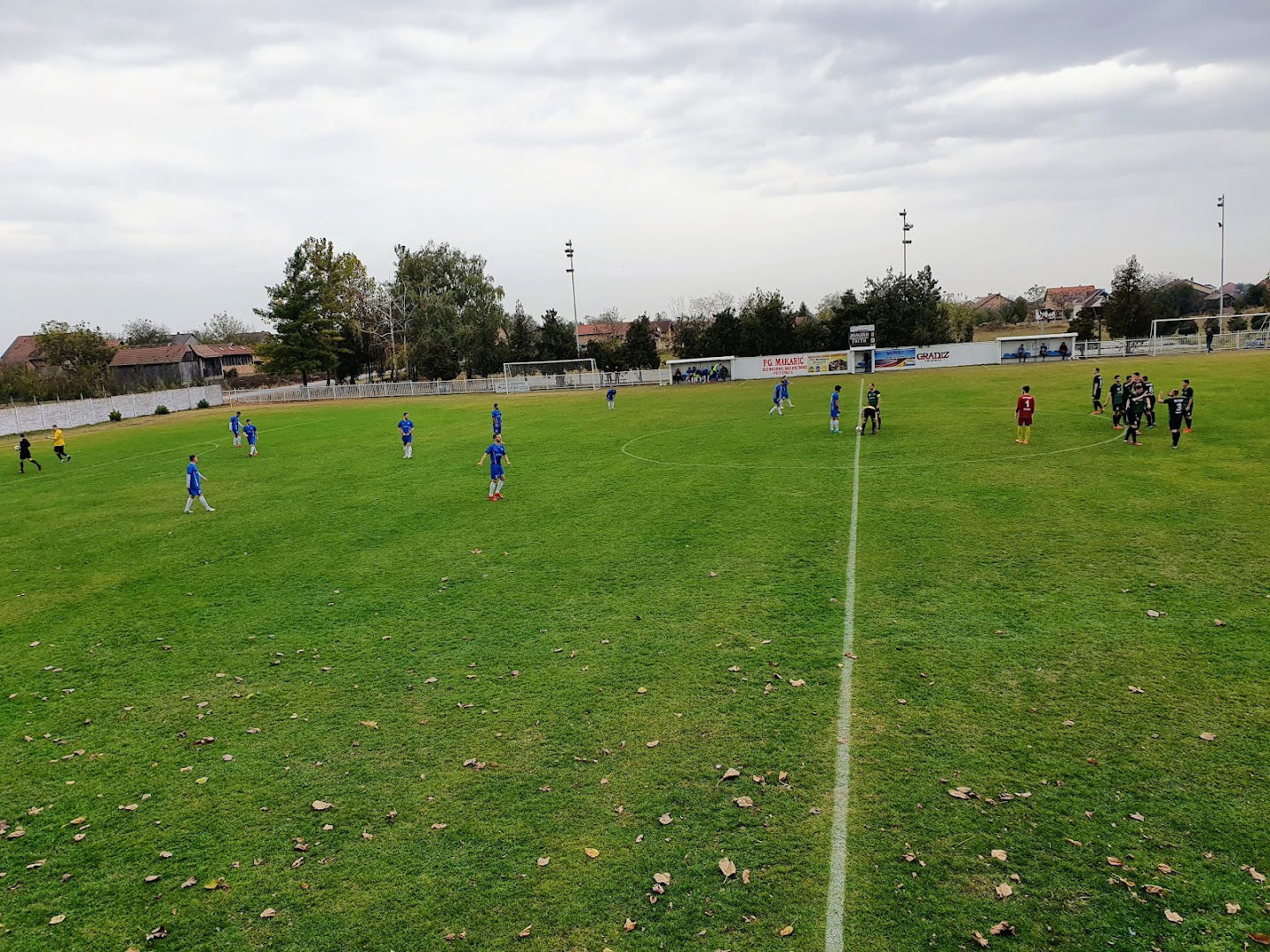 Спортски терен