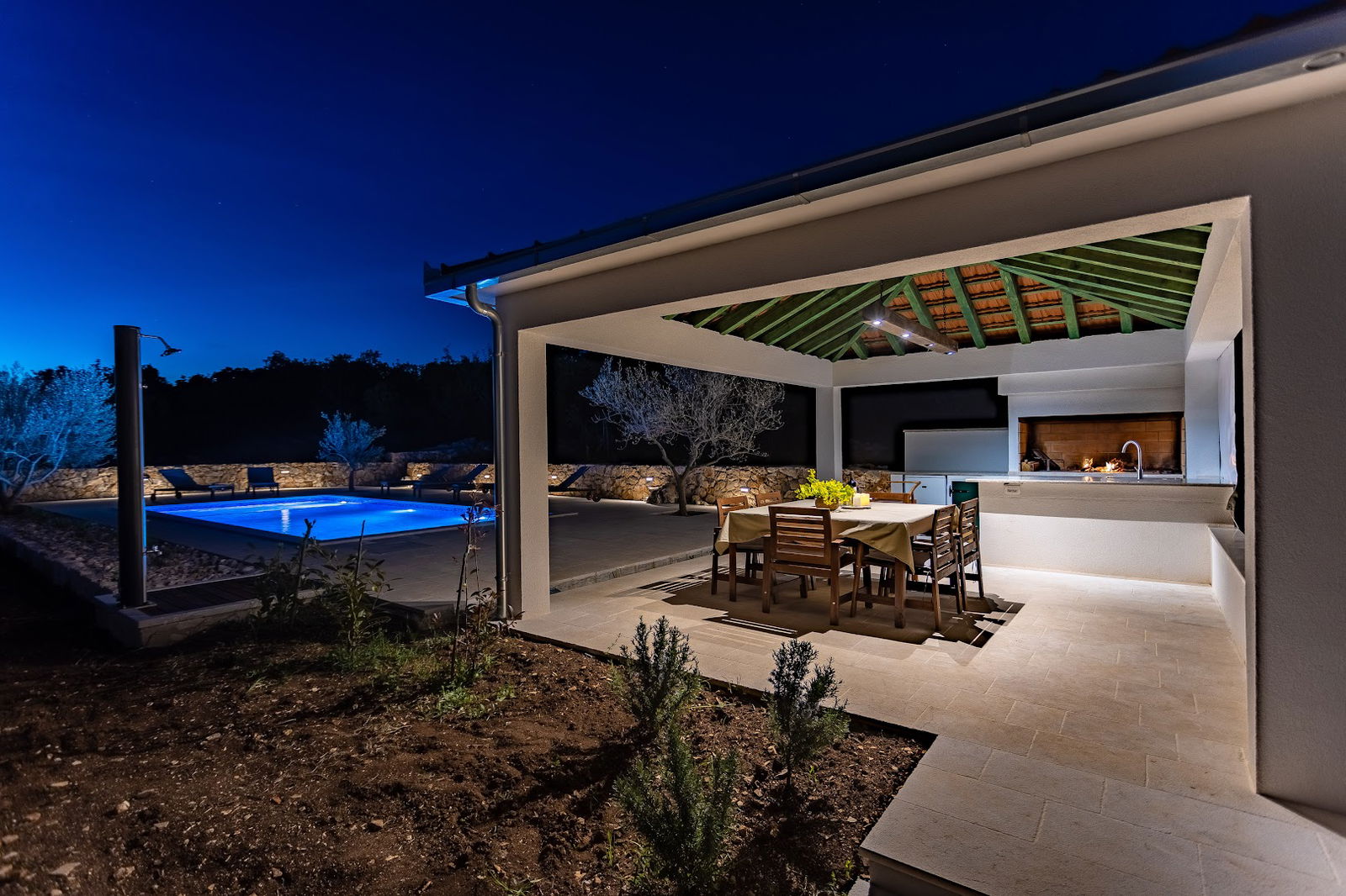 Holiday Home Vera, a charming stone house with private pool & jacuzzi