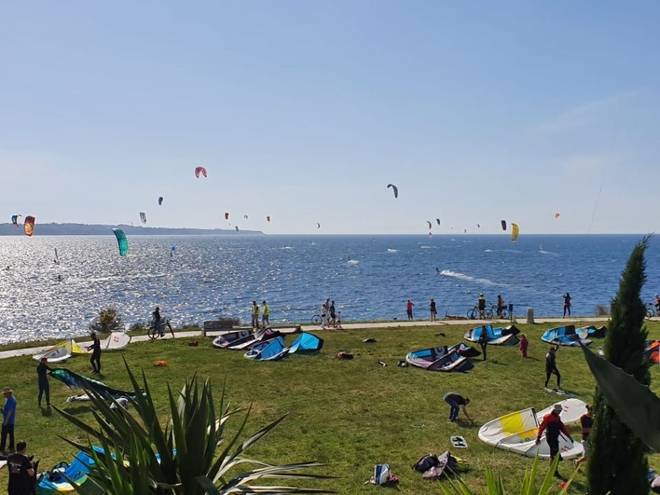 Water sports centre "Chickenloop kite club"