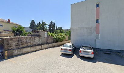 Paeninsula Studio Apartment