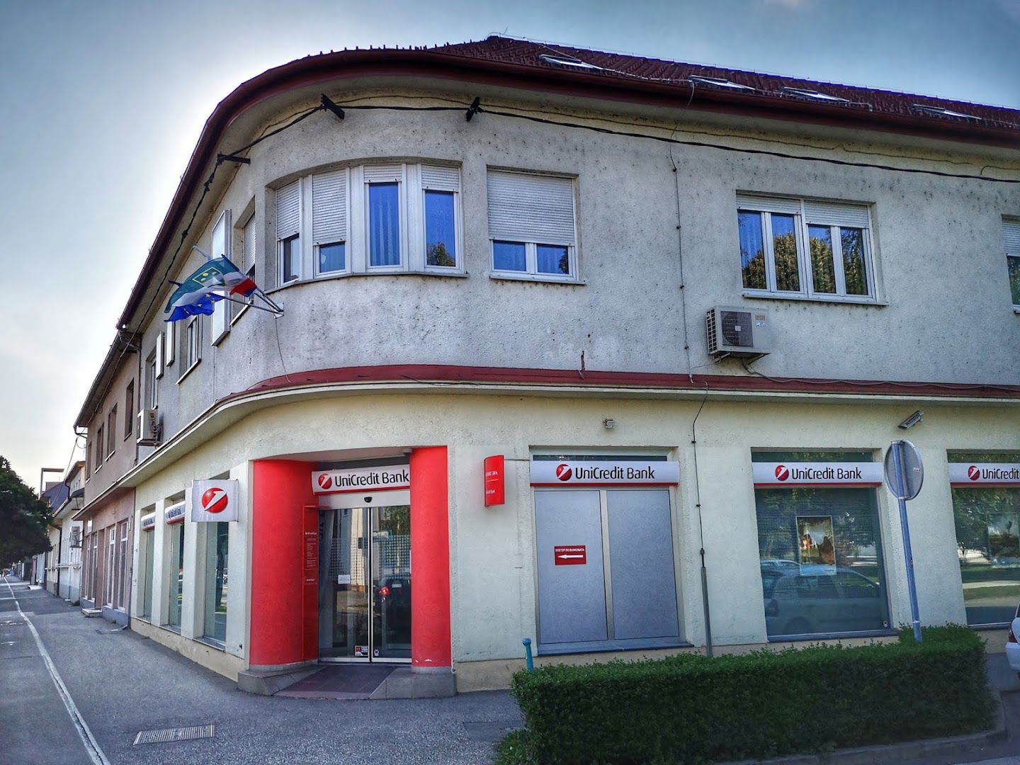 Unicredit banka Slovenija d.d.