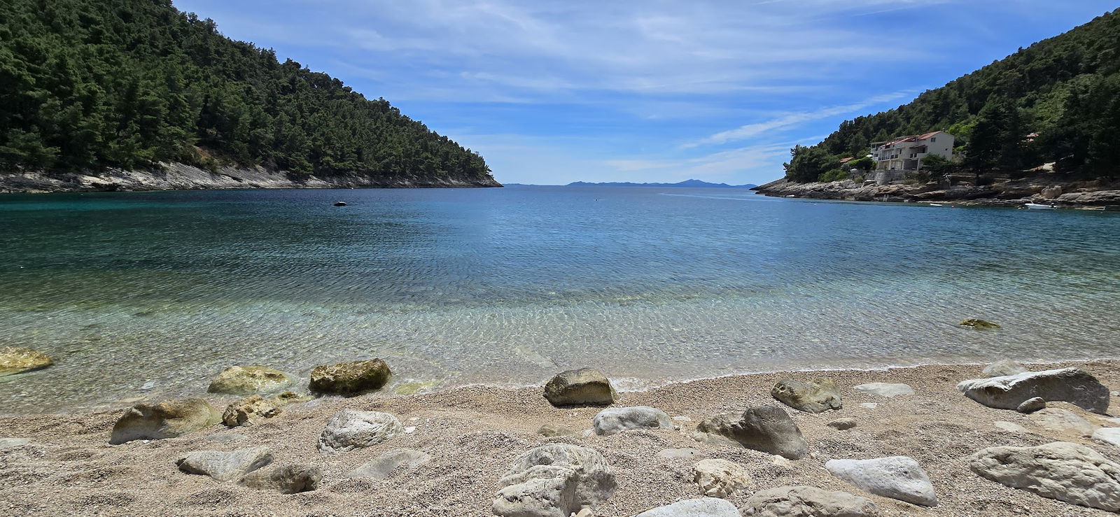 Pupnatska Luka Beach Parking