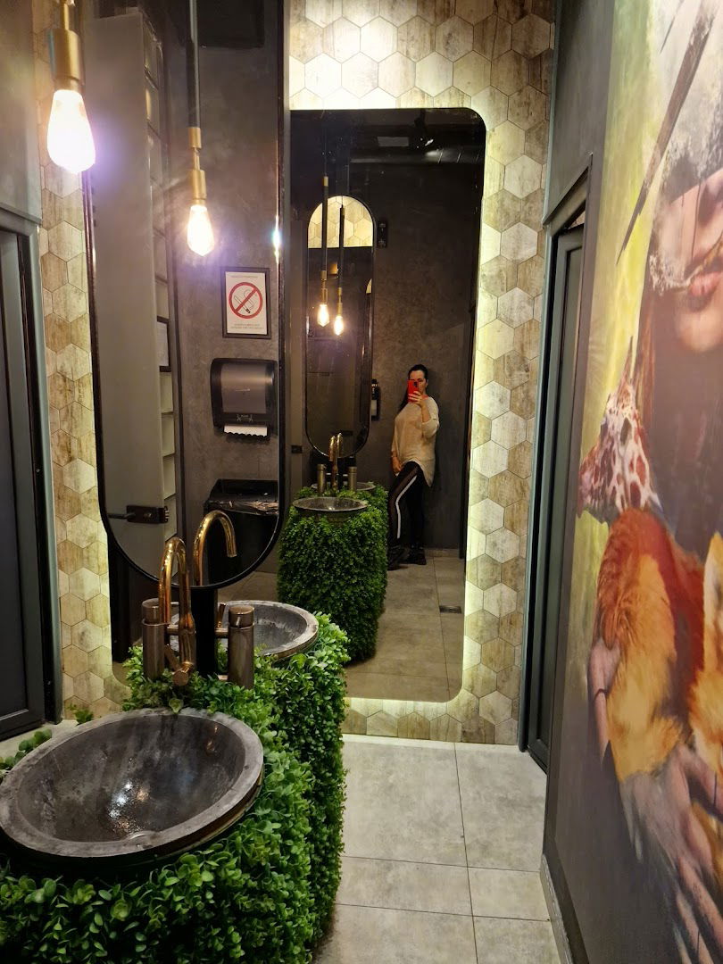 369 bar and restaurant