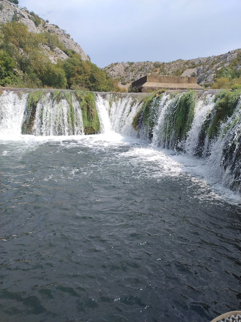 Boat tours of Zrmanja River Canyon