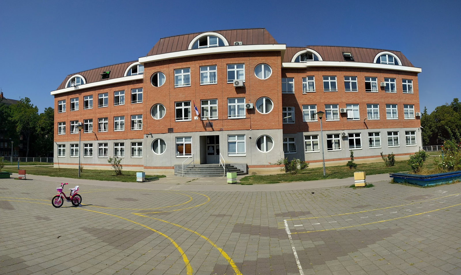 Osnovna škola "Mihajlo Pupin"