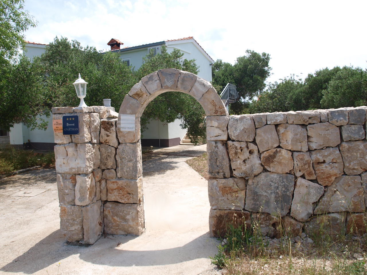 MaisonM - Yellow apartment