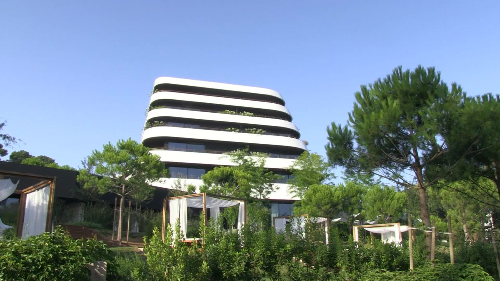 Lone Hotel by Maistra Collection