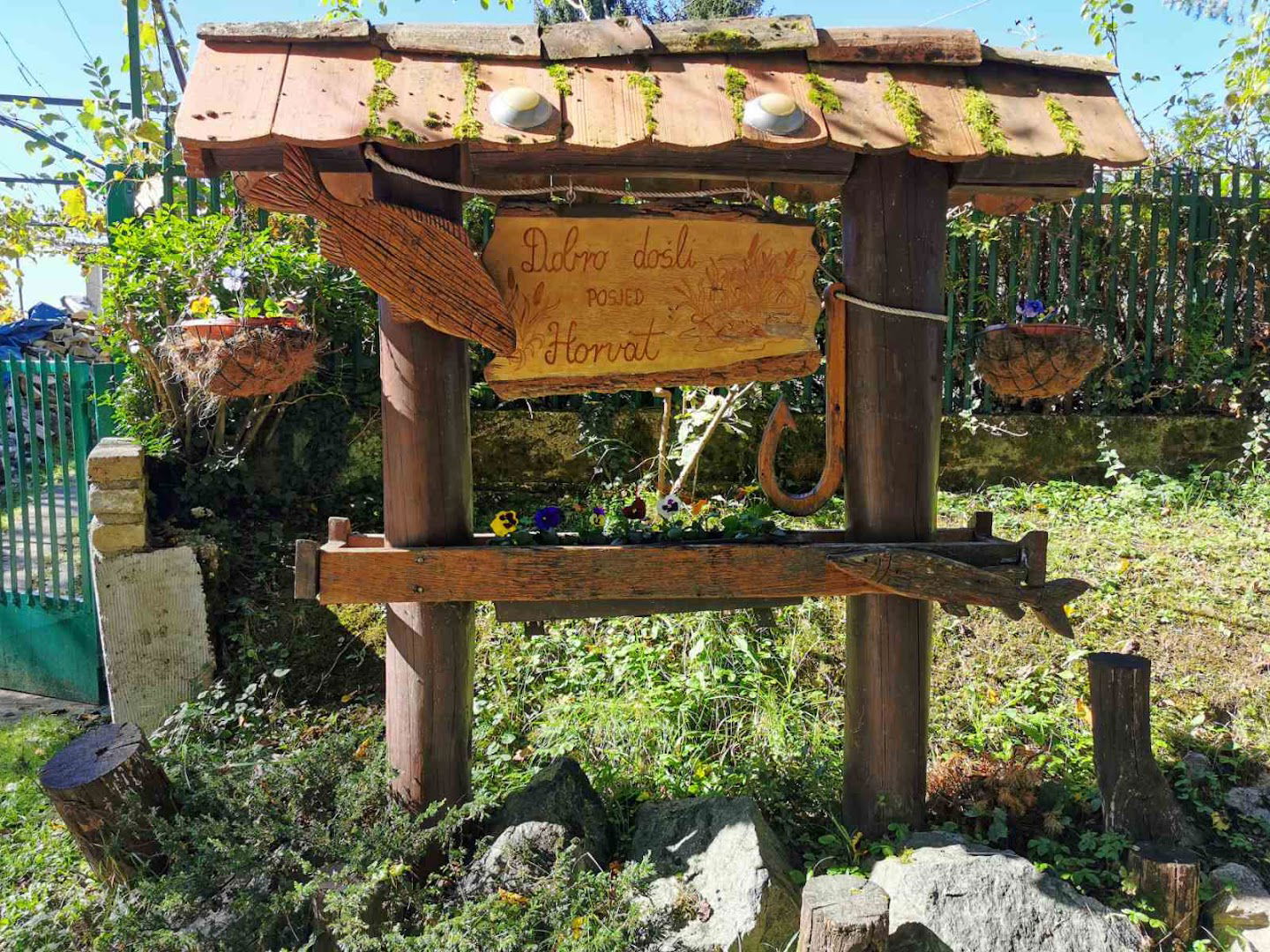 OPG Horvat, Objekt za robinzonski smještaj, "Domus ligni", Stari Farkašić