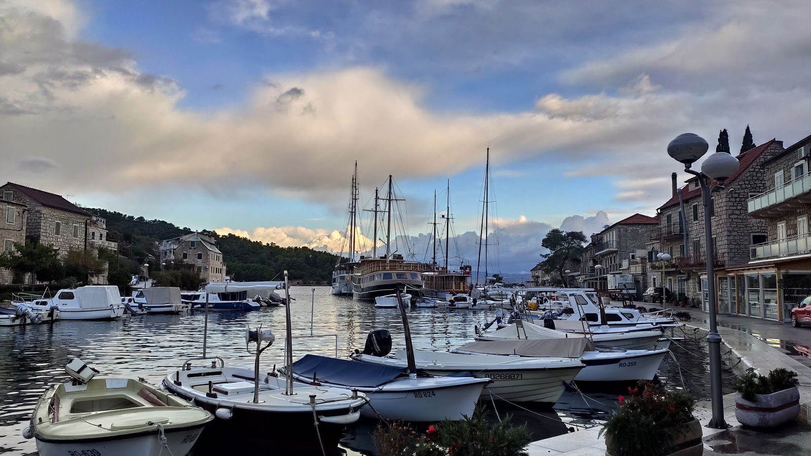 STOMORSKA OKRETIŠTE