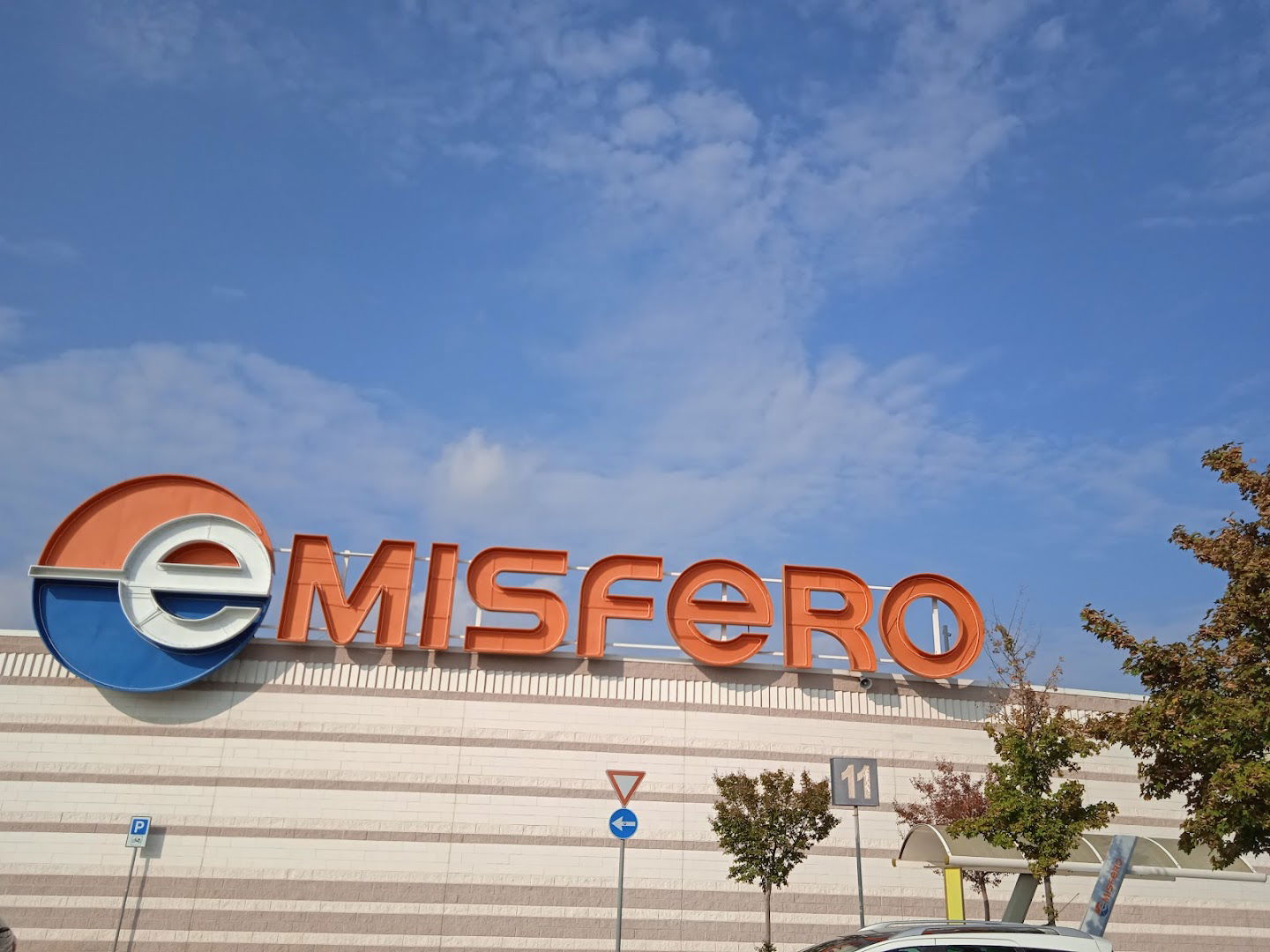 Parcheggio Emisfero
