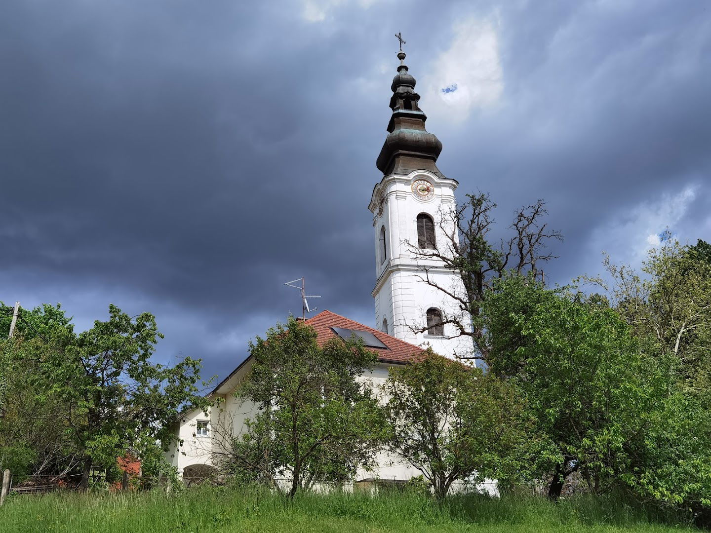 Župnijska cerkev sv. Barbare