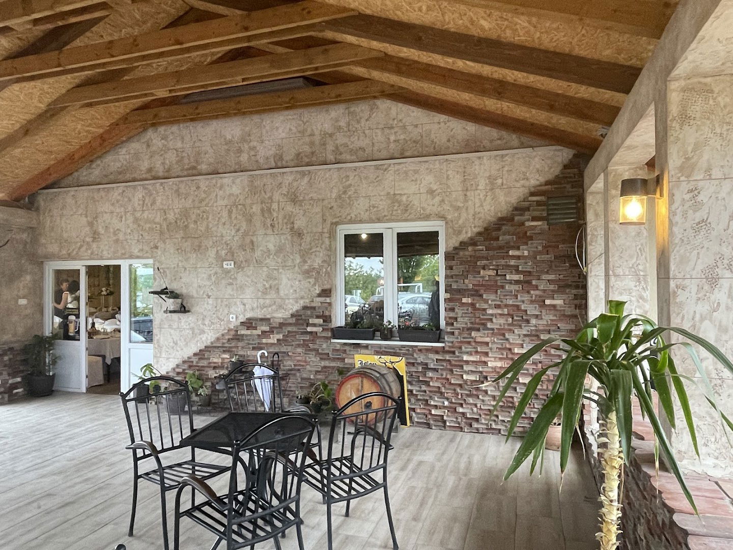 Cafe Restaurant Sport