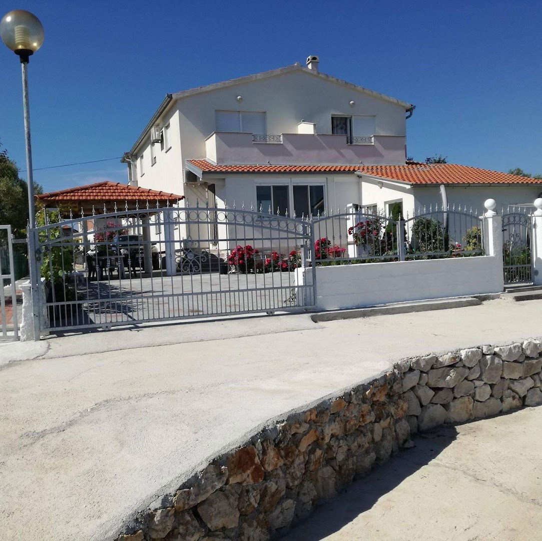 Apartments Damir Year