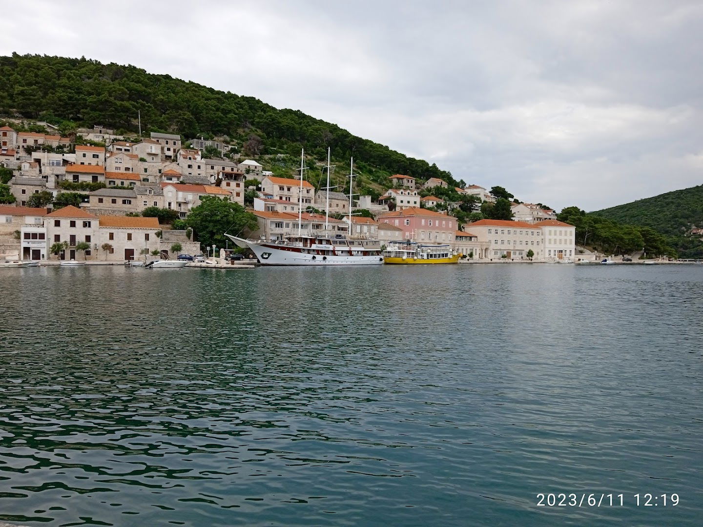 Pučišća - Central Dalmatia Croatia - Theme Trails