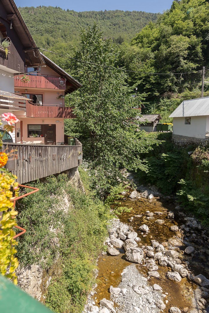 Splošna gradbena dela Marko Grm s.p.-Oddajanje sob in apartmajev