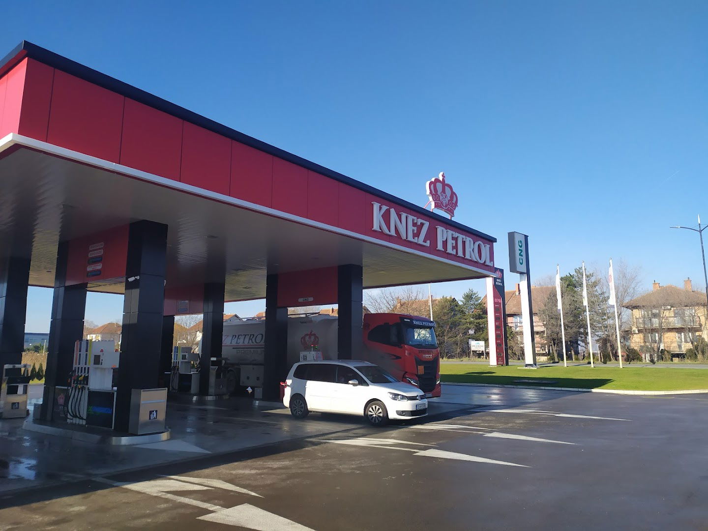 Knez Petrol