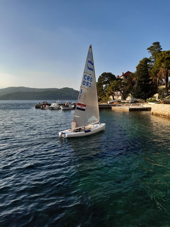 Jedriličarski klub "Vis"