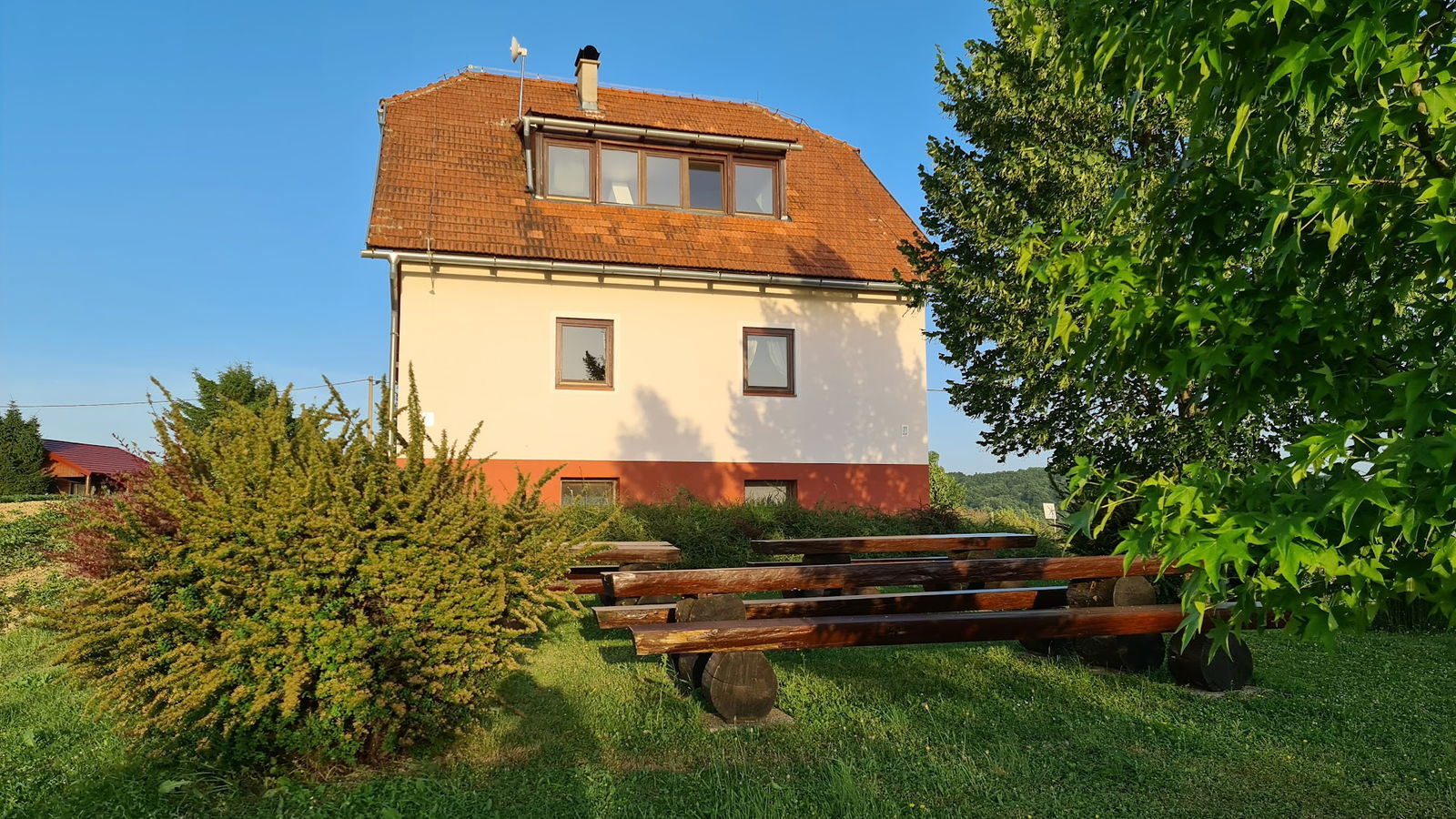 Planinarski dom Ledinec