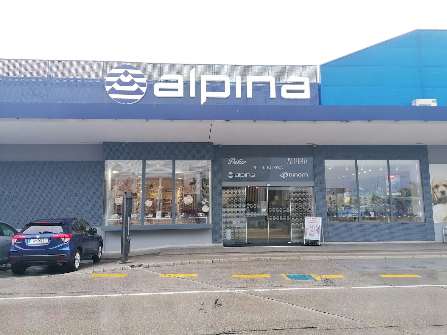 Alpina footwear shop