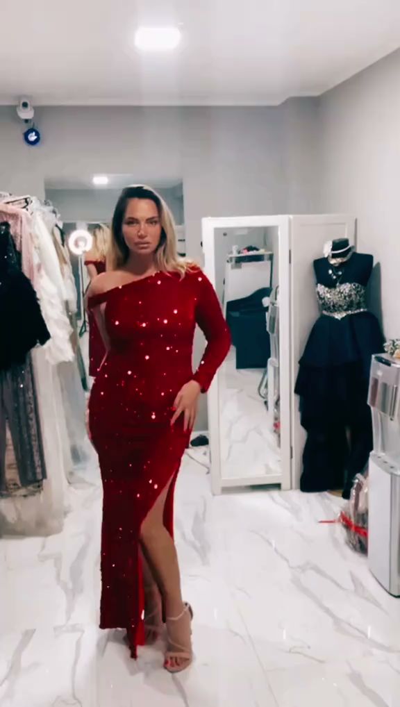 Iznajmljivanje haljina Laura