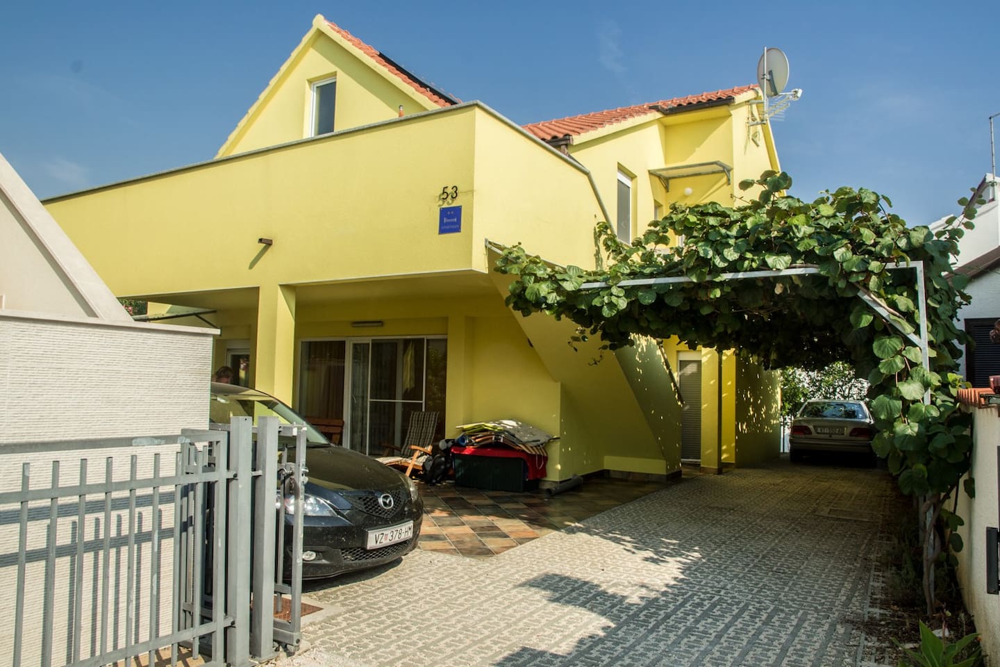 Family Apartment Nada Marceta