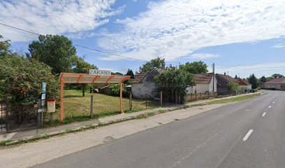 Zákány, vasútállomás bejárati út