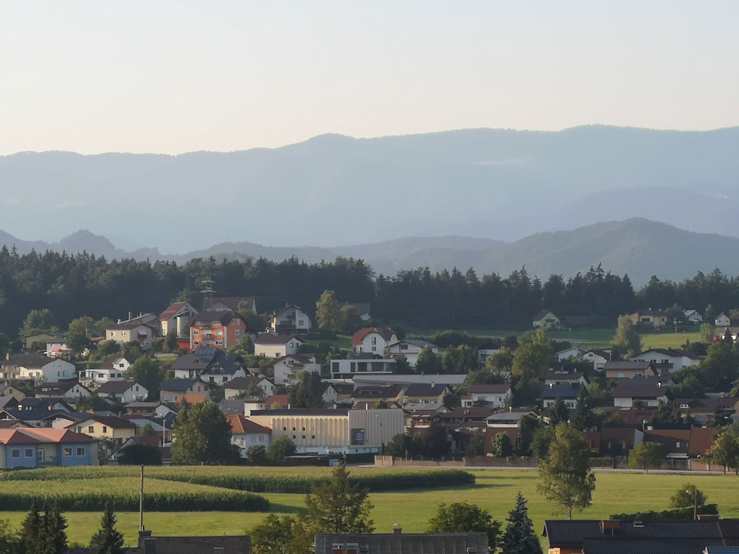 Mestna občina Celje krajevna skupnost Ostrožno