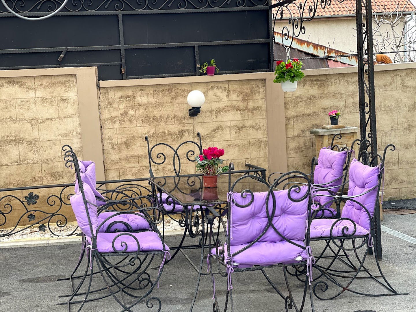 Dom za stare Milidom LUX