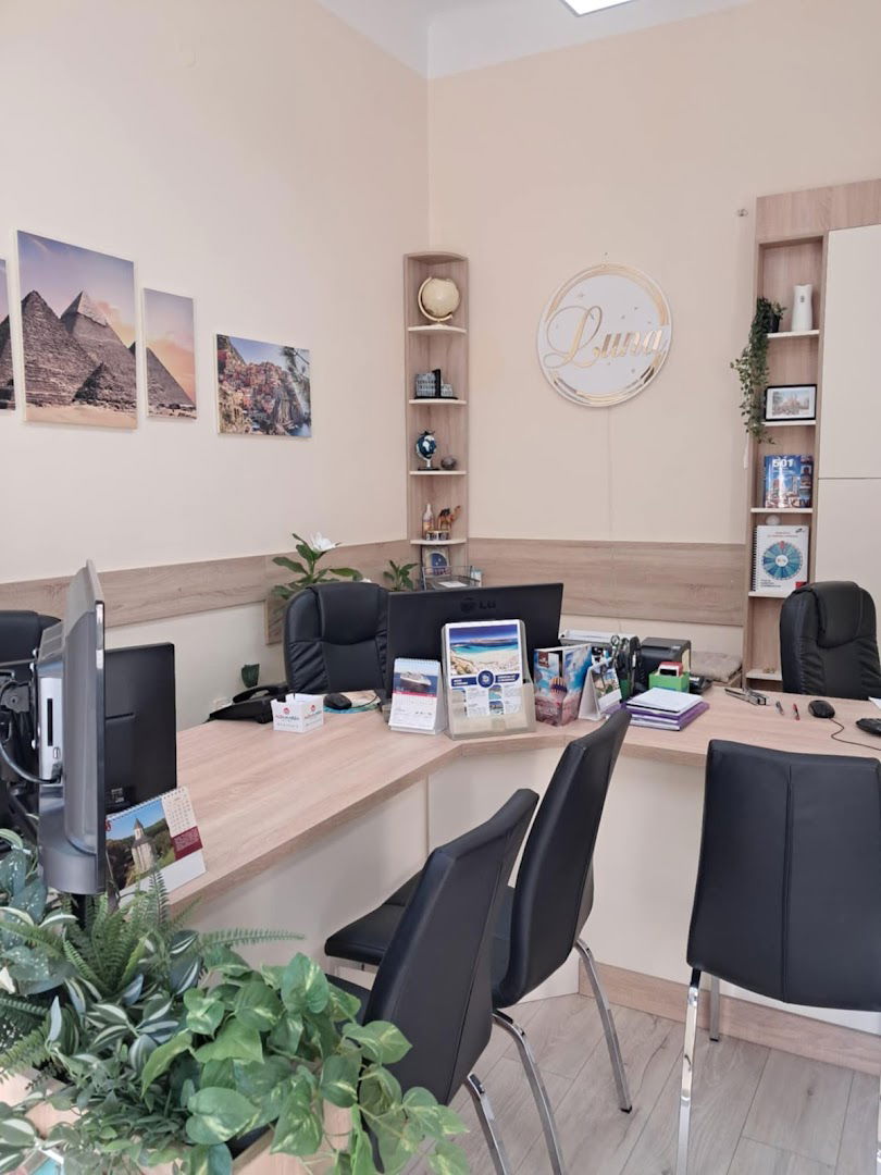 Turistička Agencija "LUNA"